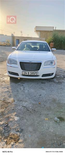 كرايسلر 300